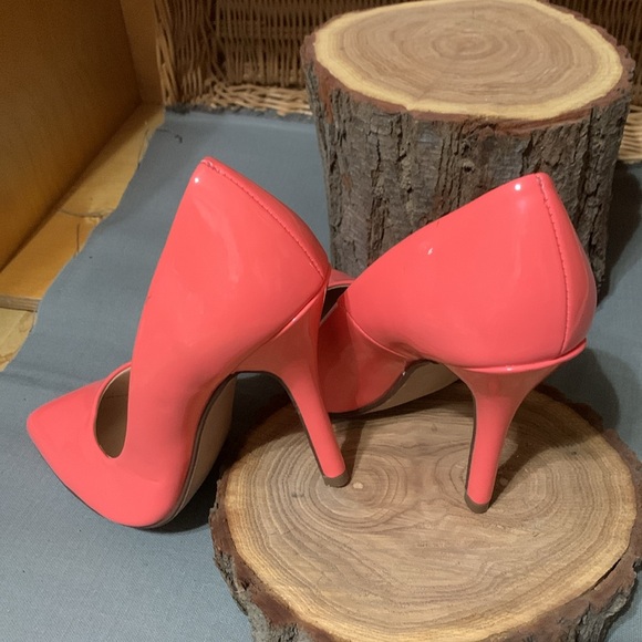 Beautiful PINK Shoes  unsized Fits 5”  NWOT - Picture 4 of 8